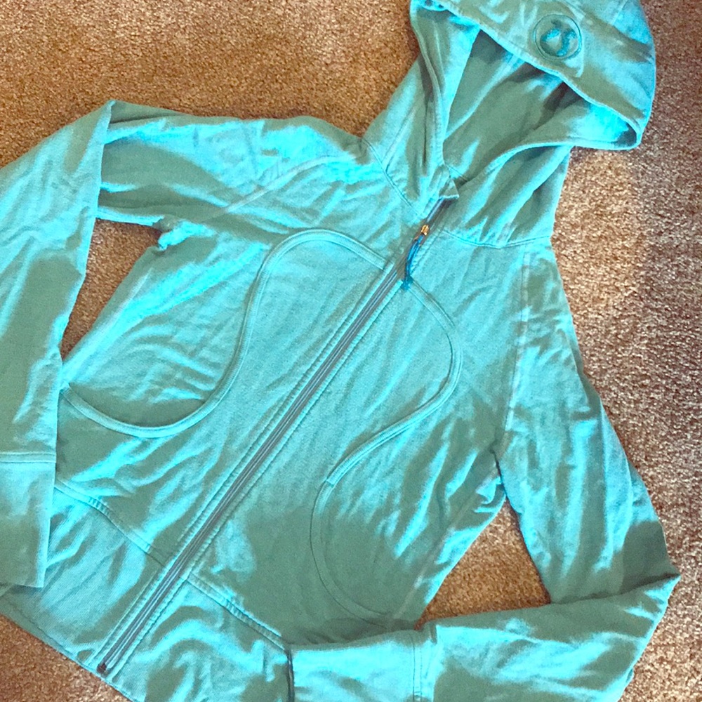 Lululemon heavy, yet breathable jacket